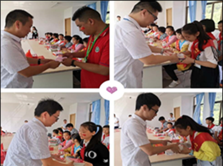 Employees participate in charity book donation activities-1